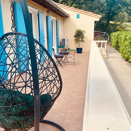 Holiday home Spacieuse, Au Calme, En Bord De Riviere Lauroux